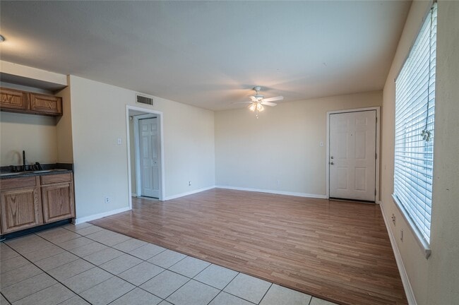 Photo - 3918 Anita St Unit 1