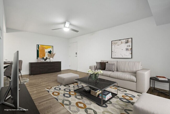 Photo - Satyr Hill Apartments