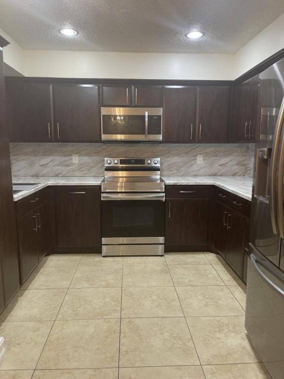 Photo - 401 Shoreview Dr