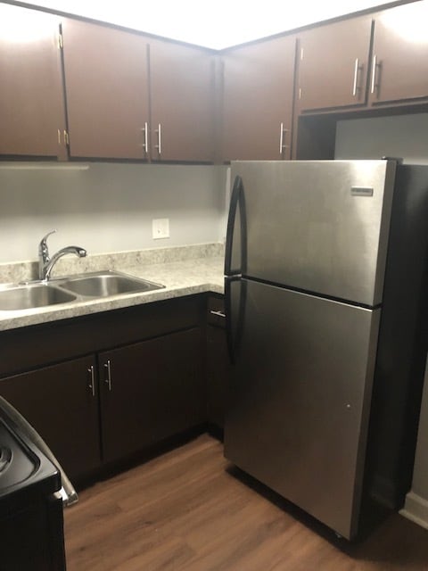 Photo - Circle Court