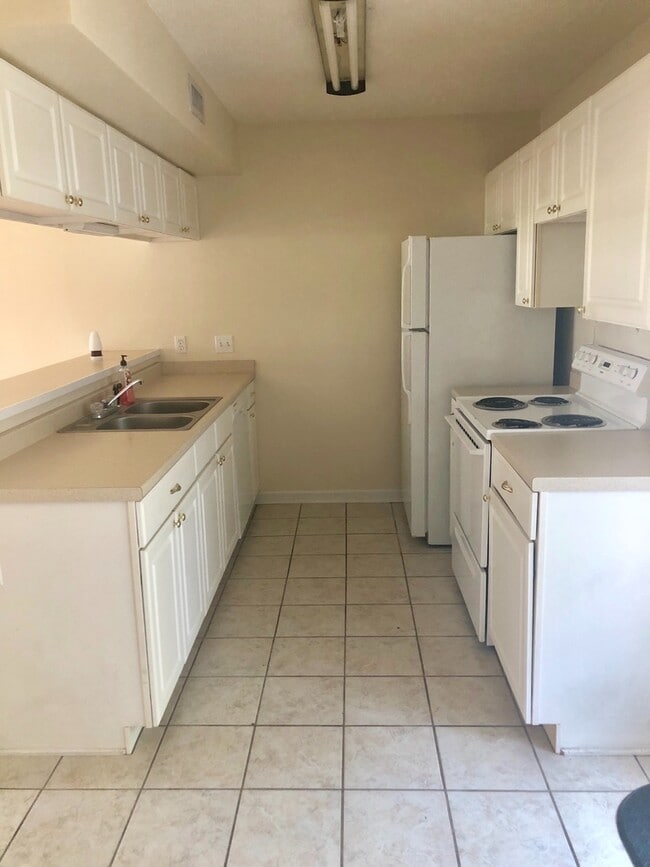 Photo - 2 BR 2.5 bath townhouse close to Troy University