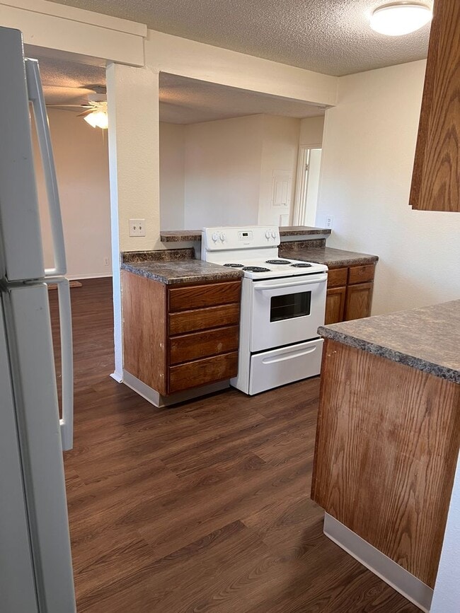 Photo - Gazebo Apartments