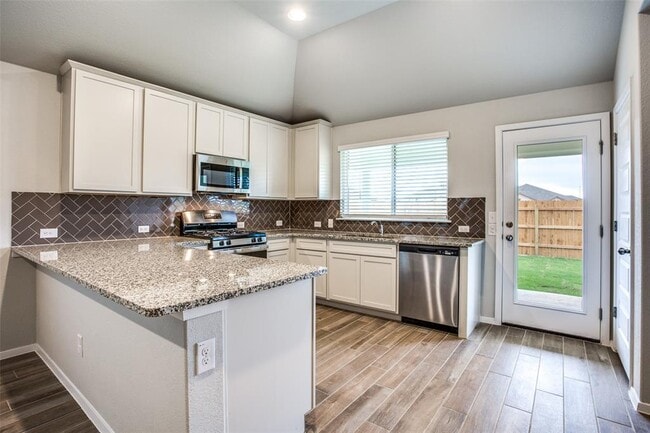 Photo - 225 Trailside Ln