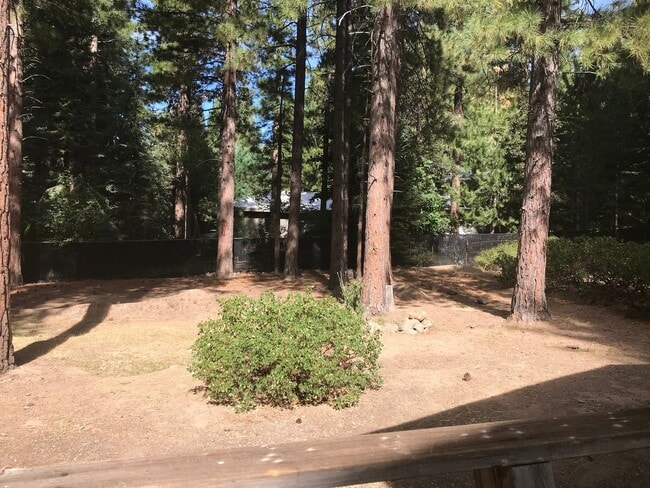 Photo - 255 Pelton Ln