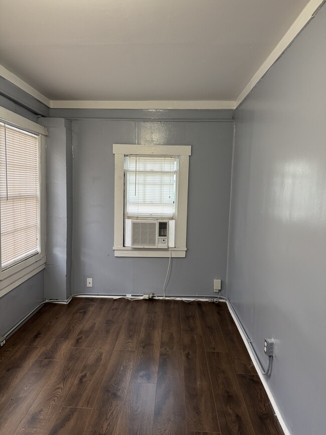 Photo - 607 E Louisiana Ave Unit 1