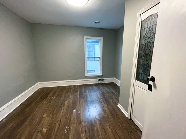 Bedroom 2, pic 2 - 2108 27th Ave S Unit 2