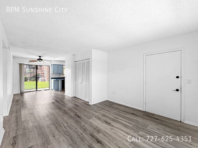 Photo - 1920 E Edgewood Dr