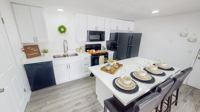 Photo - Glenwood Apartments