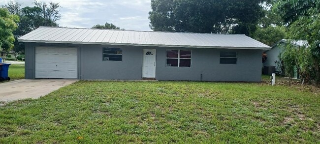 Building Photo - 605 18th Ct Rental