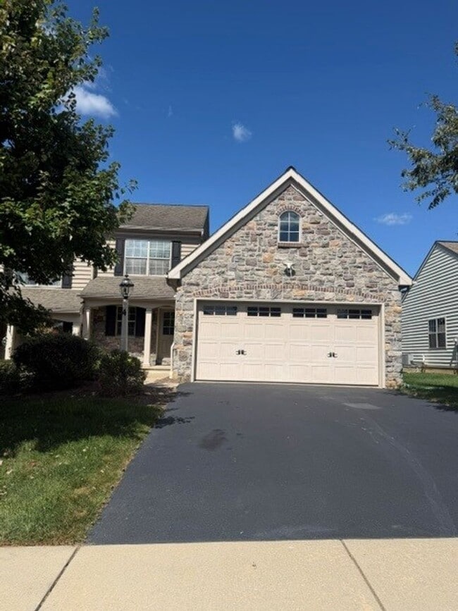 4 Southbrook Dr