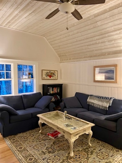 Photo - 15 Pochelon St