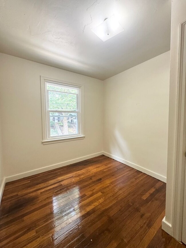 Photo - 415 Fairview Ave