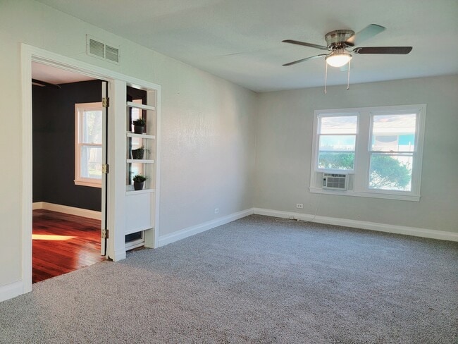Living Room/Dining Room - 813 28th St