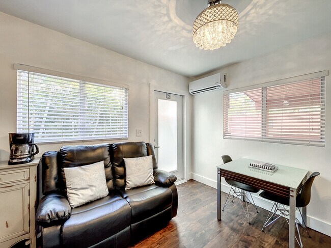 Photo - 2660 SW 36th Ave Unit C