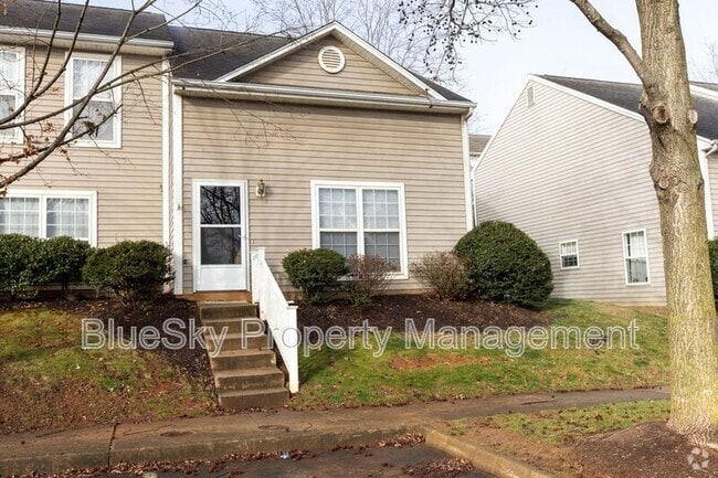 Building Photo - 115 Greenwich Ct Rental