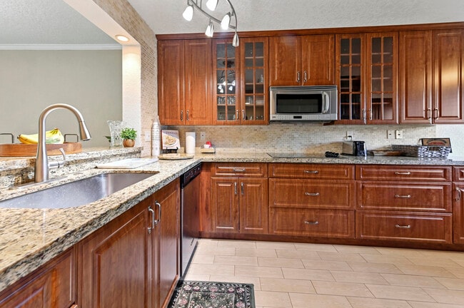 Photo - 15075 Witney Rd Unidad 108