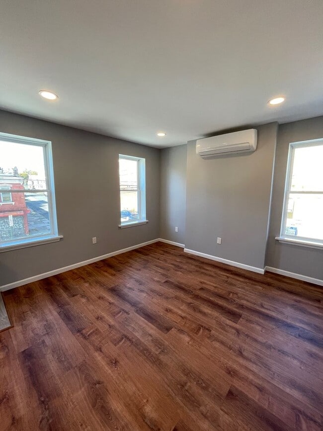 Photo - 113 William St Unit 2