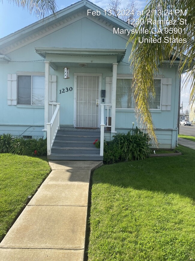 Photo - 1230 Ramirez St House
