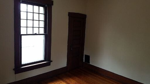 3 bedroom 1 bath single family home in northwest campus. - 3 bedroom 1 bath single family home in northwest campus. Unit 2137