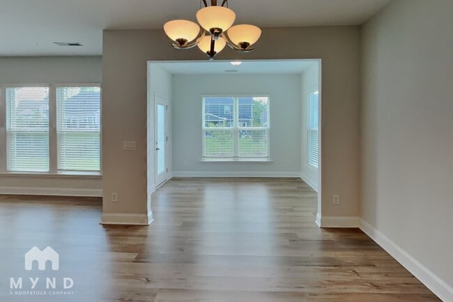 Photo - 1169 Regions Blvd