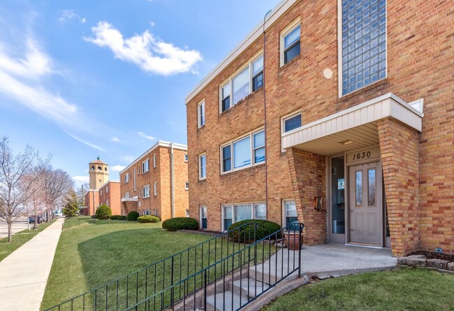 Highland Towers Apartments