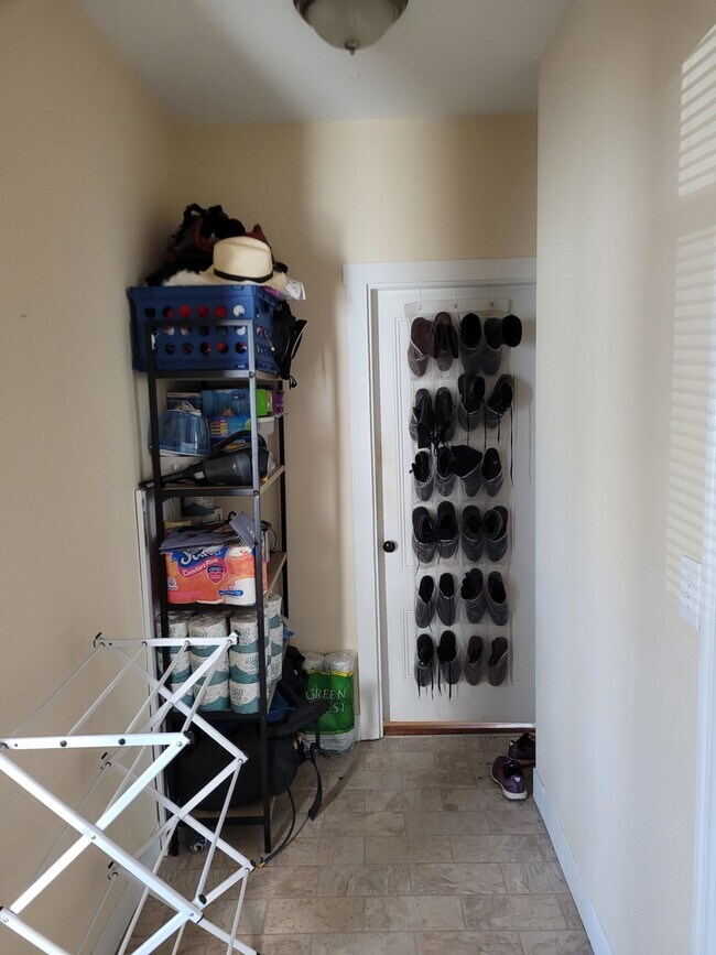 5 Irving St., #1, Somerville - 5 Irving St Unit 1