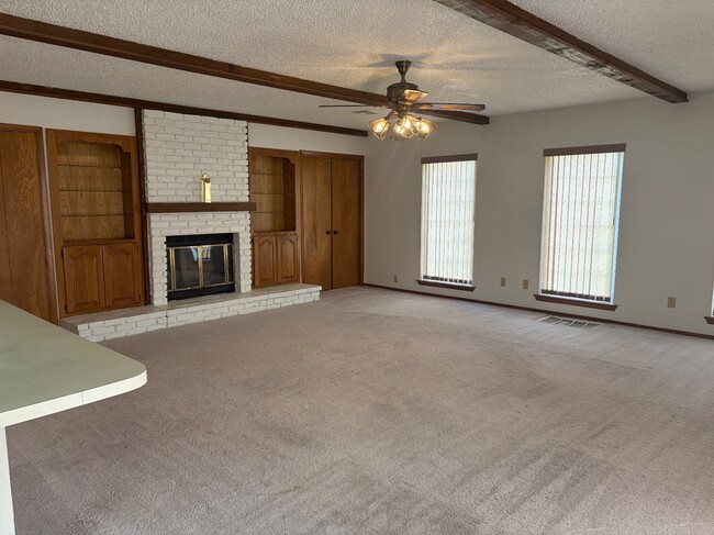 Photo - 4005 N Garrison Ave