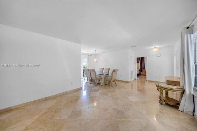 Photo - 1700 N Treasure Dr