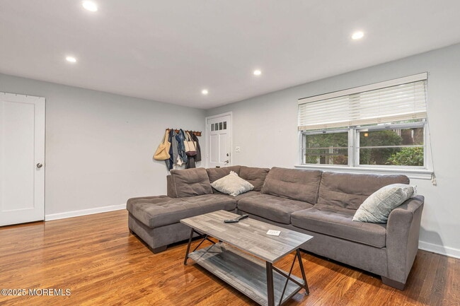 Photo - 32 Manor Dr Unit 303