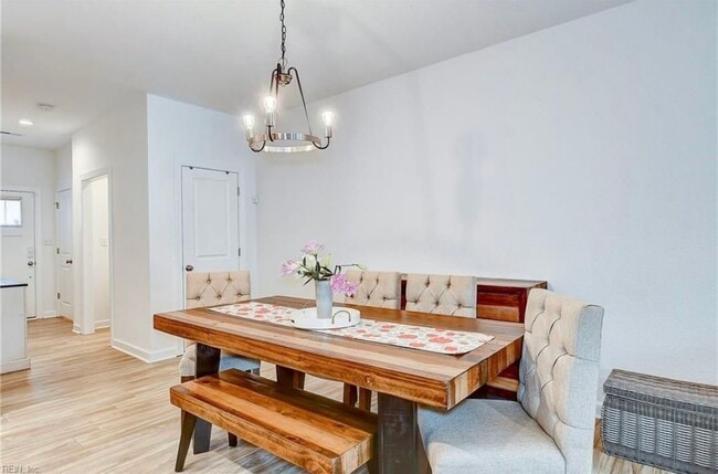 Photo - 1243 Jadens Way