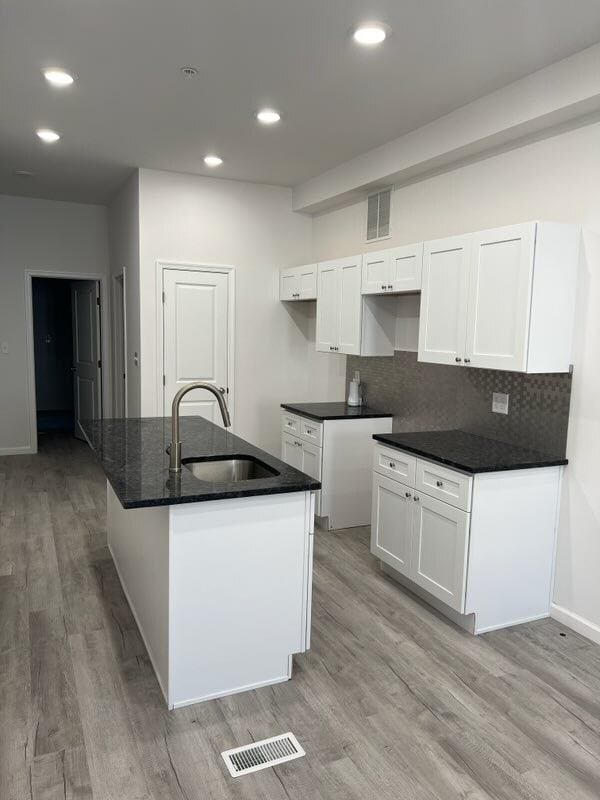 Building Photo - 2611 N 12th St Unit 2 - B1 Rental