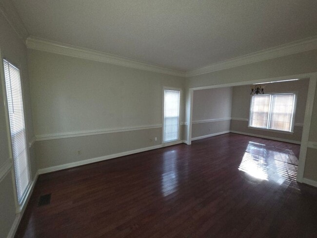 Photo - 234 N Marion Dr