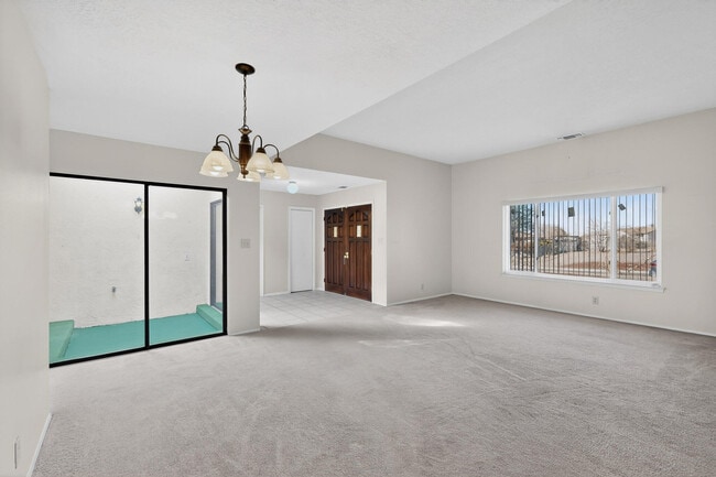 106 Fulton Ave