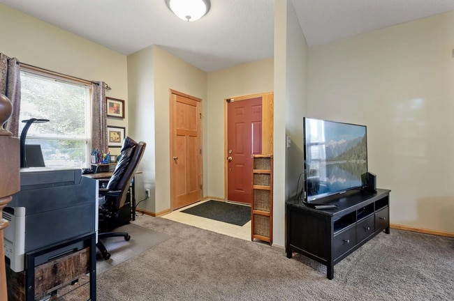 Photo - 1600 N Thomas Ave