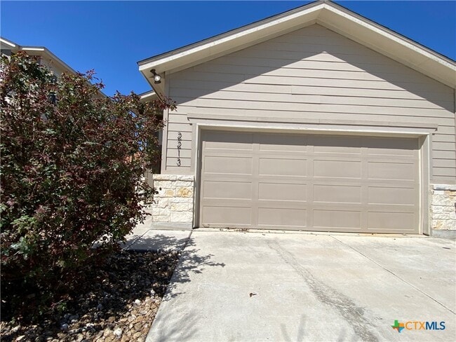 Photo - 2213 Avery Village