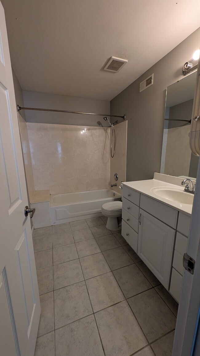 Photo - 1408 Summertree Springs Ave Unidad I