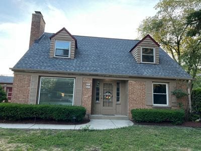 Well maintained upper 2 bedroom - 2451 N 114th St Unit Upper duplex