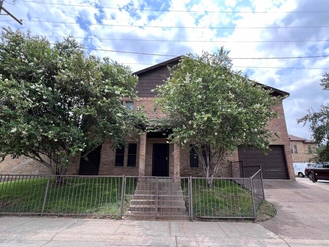Photo - 207 Martingale Condo Unit 85