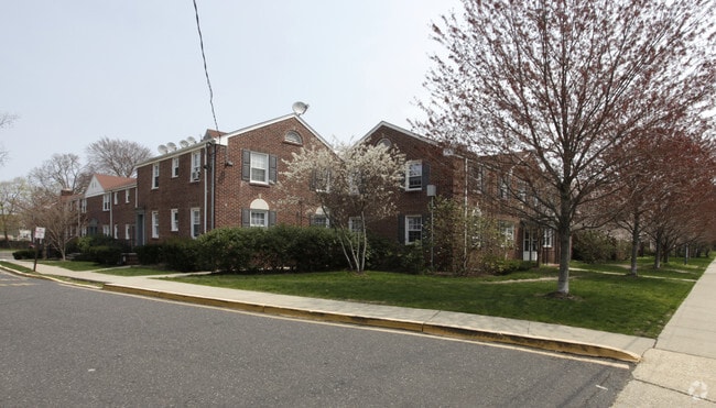 Shore Gardens Apartments