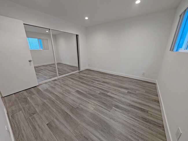 Photo - 739 N Sweetzer Ave Unit 4