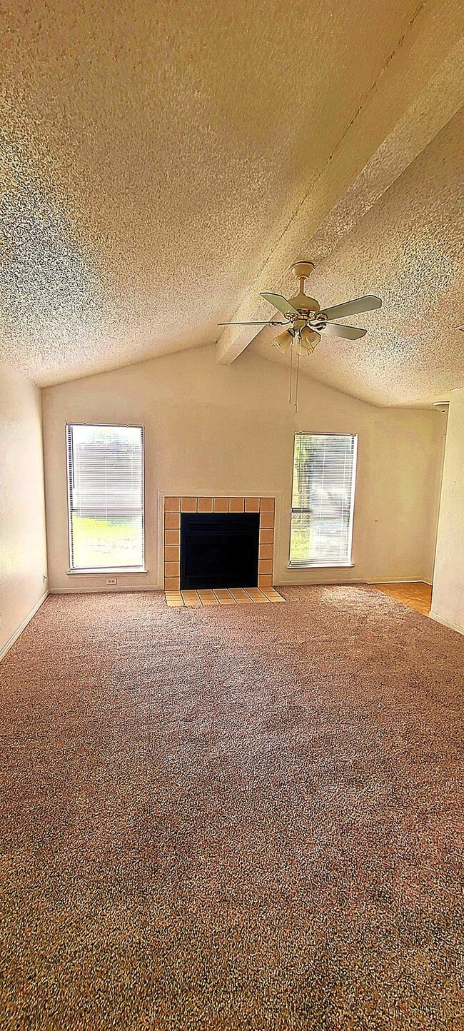 Photo - 2604 Woodlands Dr