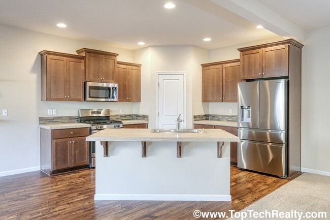 Photo - 16871 NW Anita St
