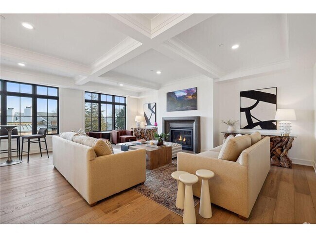Building Photo - 511 2nd St Unit #3 Rental