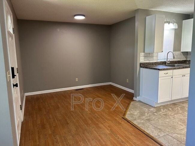 Photo - 248 E Jo Ave