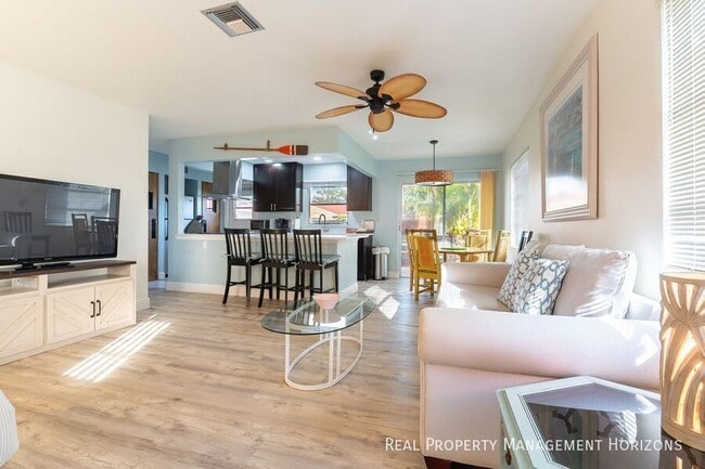 2169 Pueblo Cir