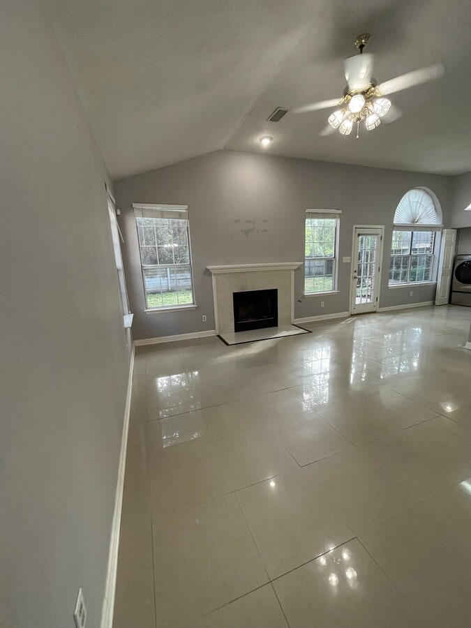 Photo - 3523 Kings Mountain Dr
