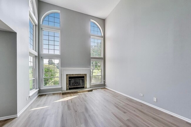 2105 Glasgow Ct