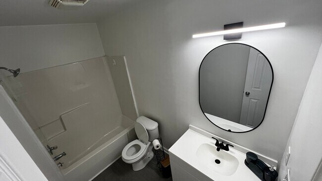 Photo - 3866 W Wilson St