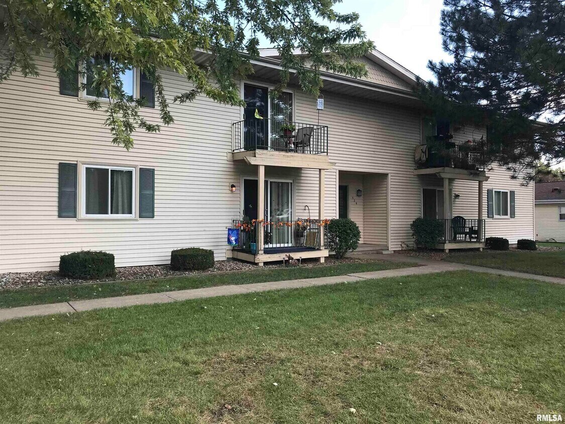 Photo - 504 S Sweetbriar Dr Unit 504-2