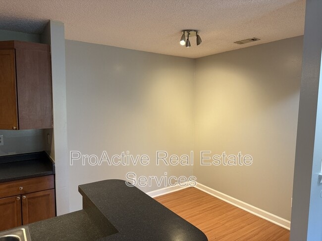 Photo - 430 Delaware Ave Unit 214